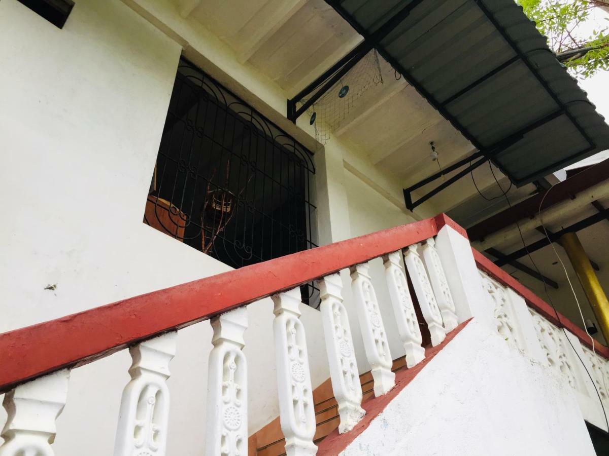 White House Apartment Negombo Ngoại thất bức ảnh