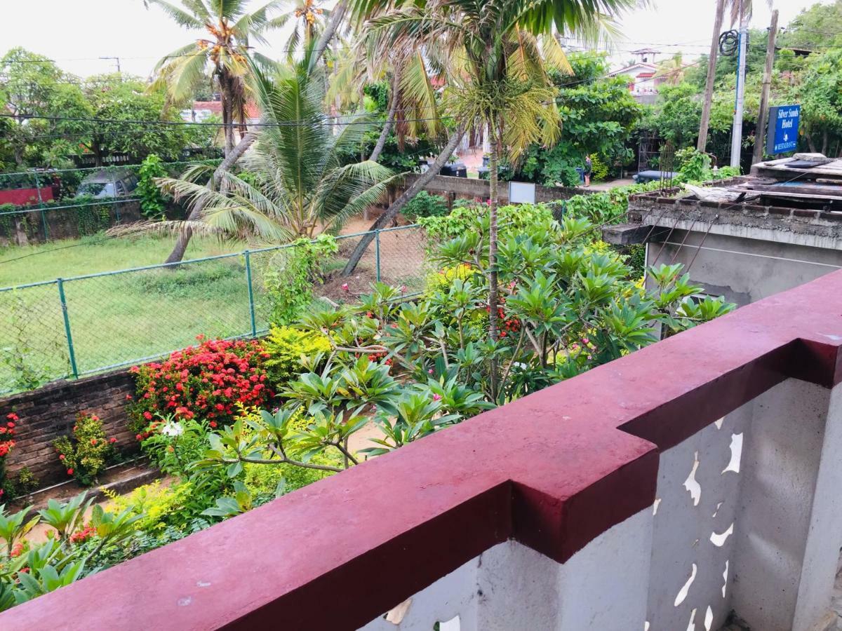 White House Apartment Negombo Ngoại thất bức ảnh
