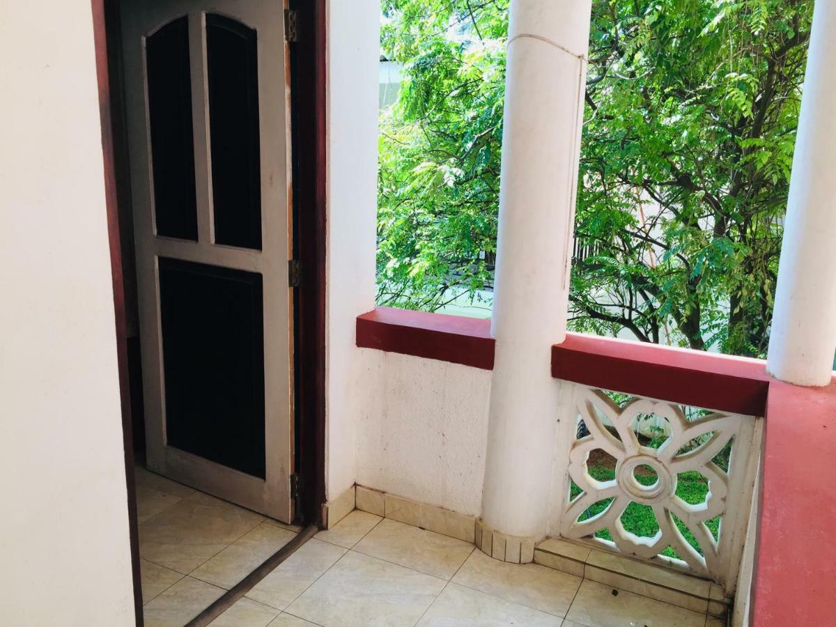 White House Apartment Negombo Ngoại thất bức ảnh