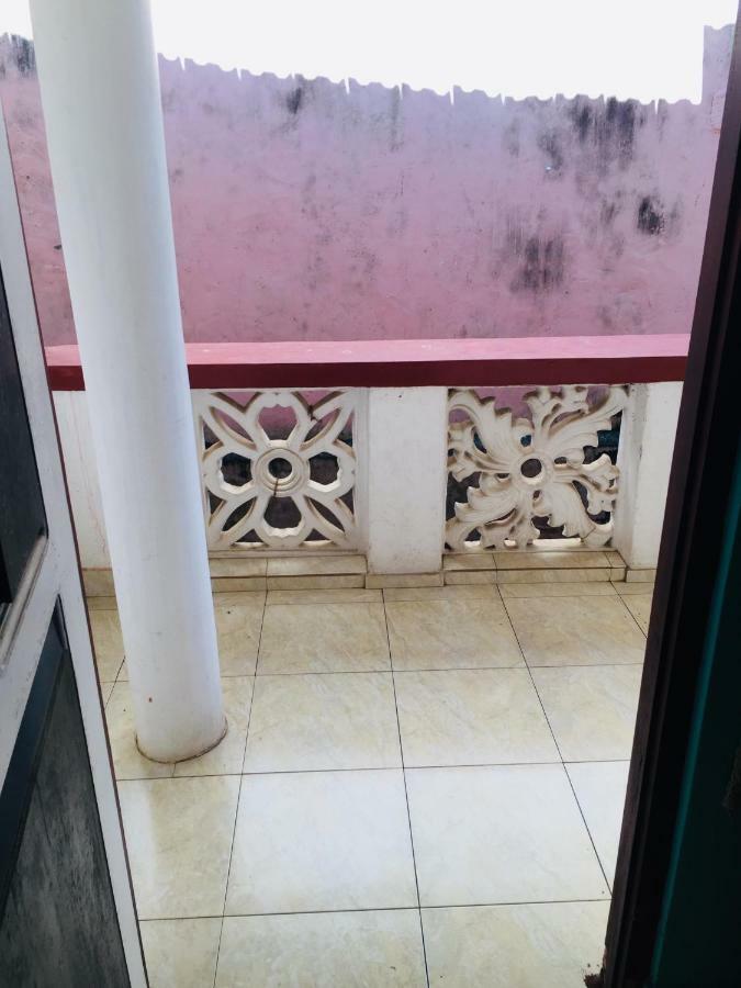 White House Apartment Negombo Ngoại thất bức ảnh