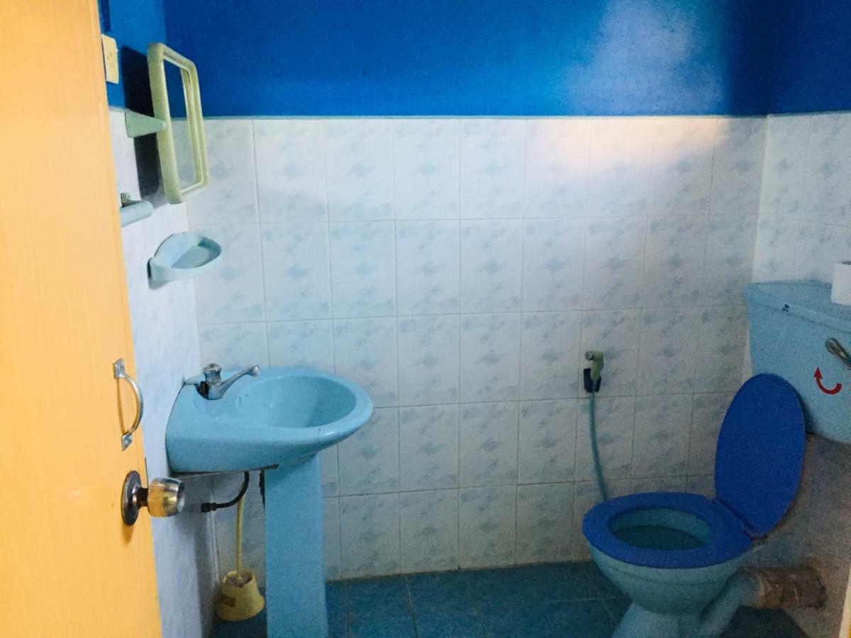 White House Apartment Negombo Ngoại thất bức ảnh